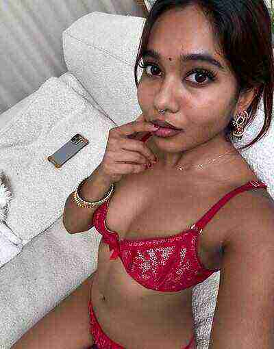 Miaz Indian Petite Living Room Uncut (2025) Unrated (2025)