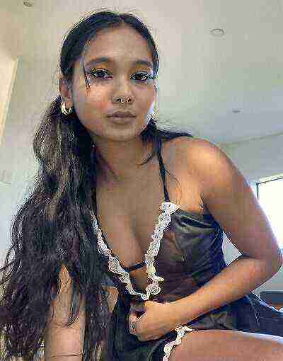 Miaz Indian Pounded On Study Desk Uncut (2025) Unrated (2025)