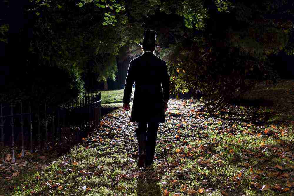 Lincoln In The Bardo (2017)