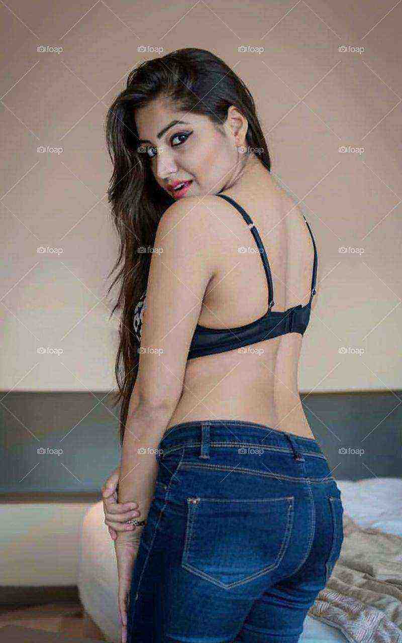 Radhika Ishq (2019) Glam Heart