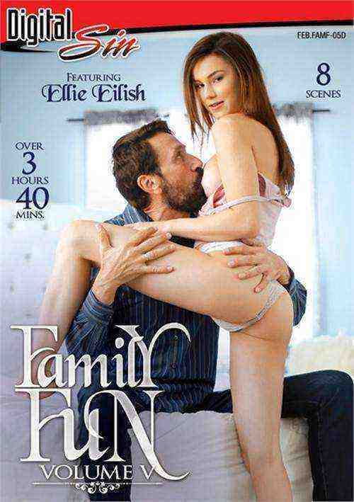 [18+] Family Fun V