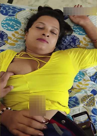 Neighbour Aunty Uncut (2026) Unrated (2026)